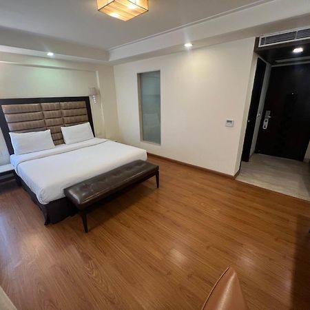Madhuban Hotel , New Delhi Extérieur photo