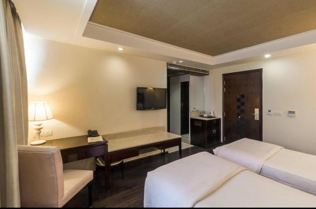 Madhuban Hotel , New Delhi Extérieur photo
