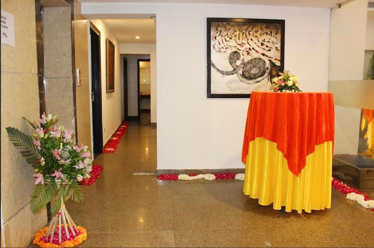 Madhuban Hotel , New Delhi Extérieur photo