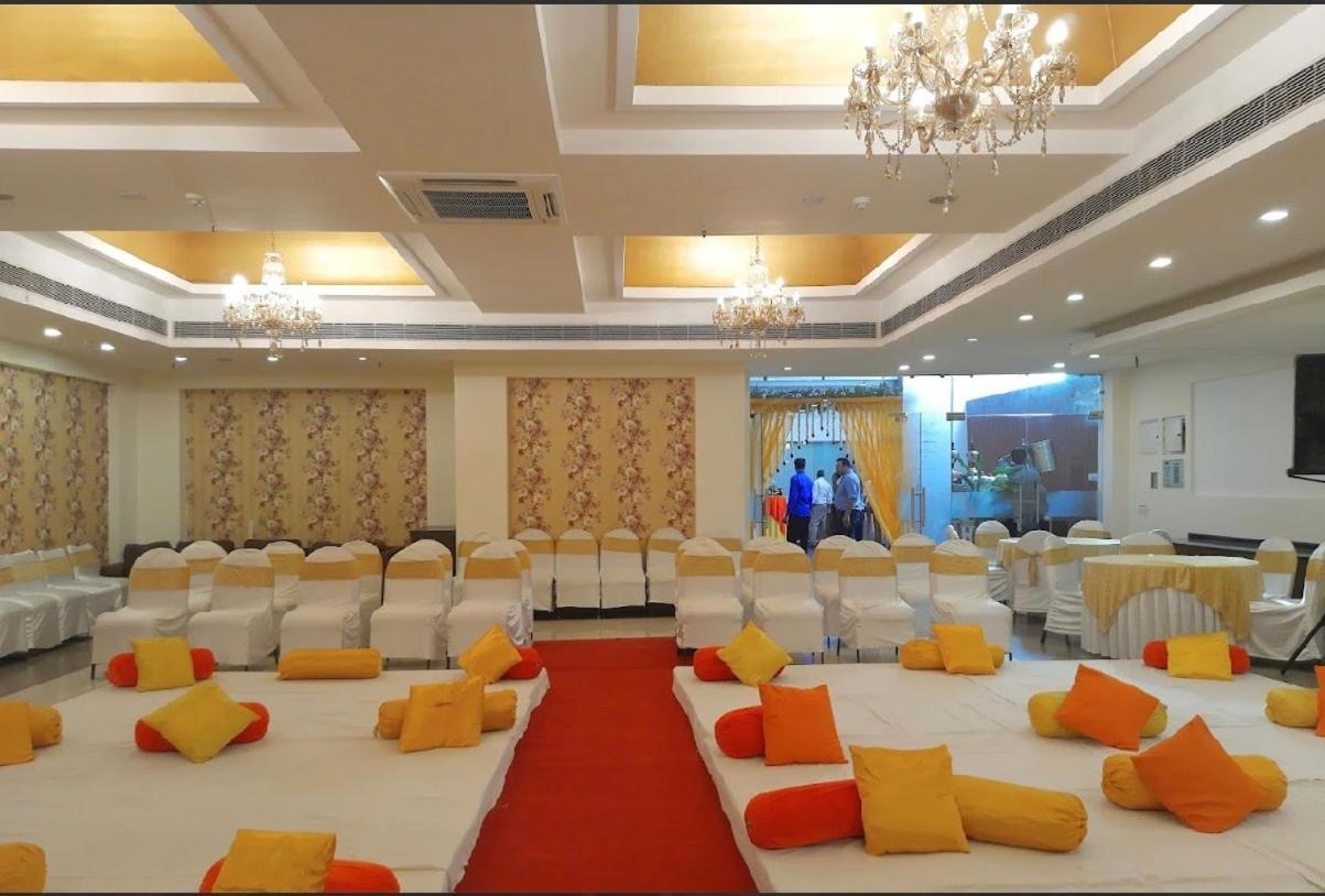 Madhuban Hotel , New Delhi Extérieur photo