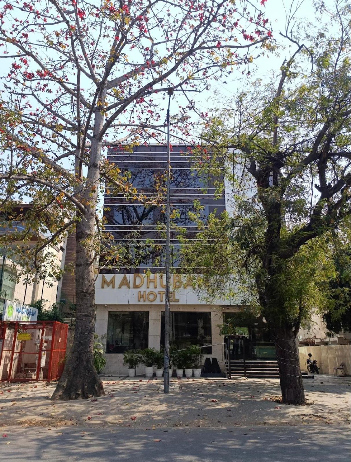 Madhuban Hotel , New Delhi Extérieur photo